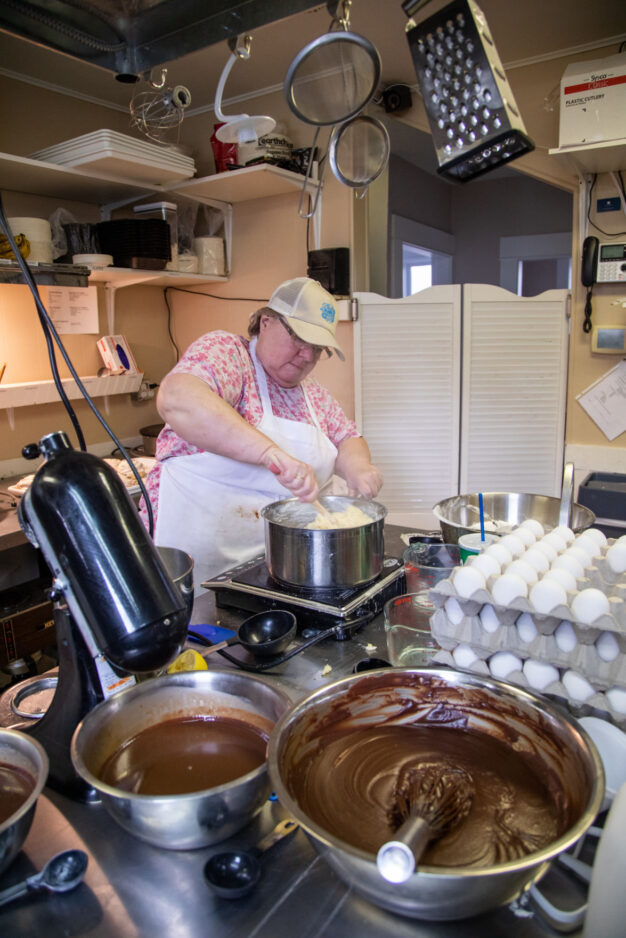 North Ogden’s Dessert Factory fills gap for crepes, eclairs, cookies